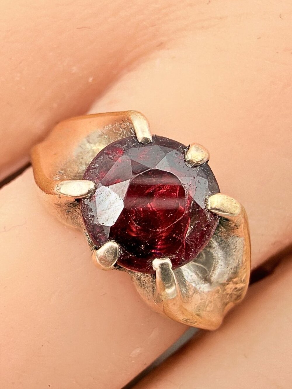 Vintage 10K 12K Gold Prong Set Garnet/Quartz Solitaire Ring Sz 7
